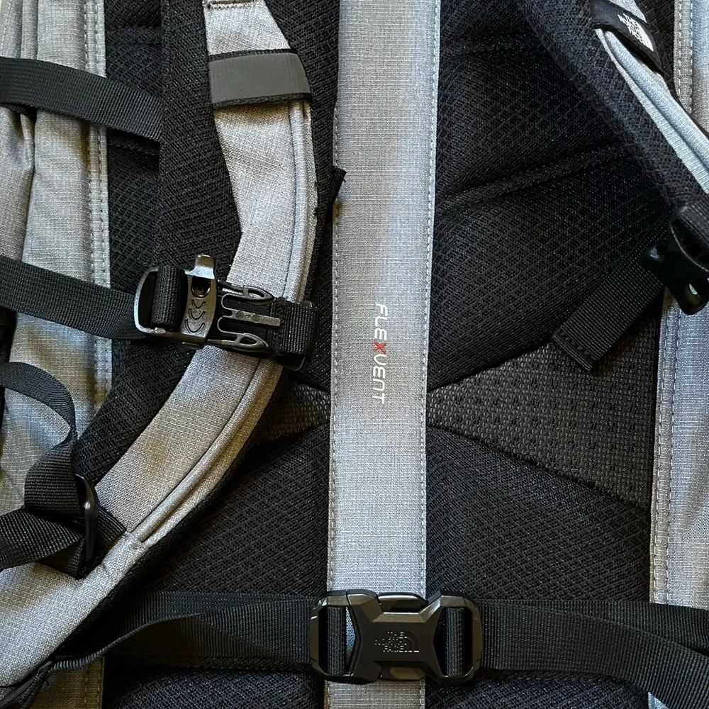 The North Face Generator 28 Liter Backpack